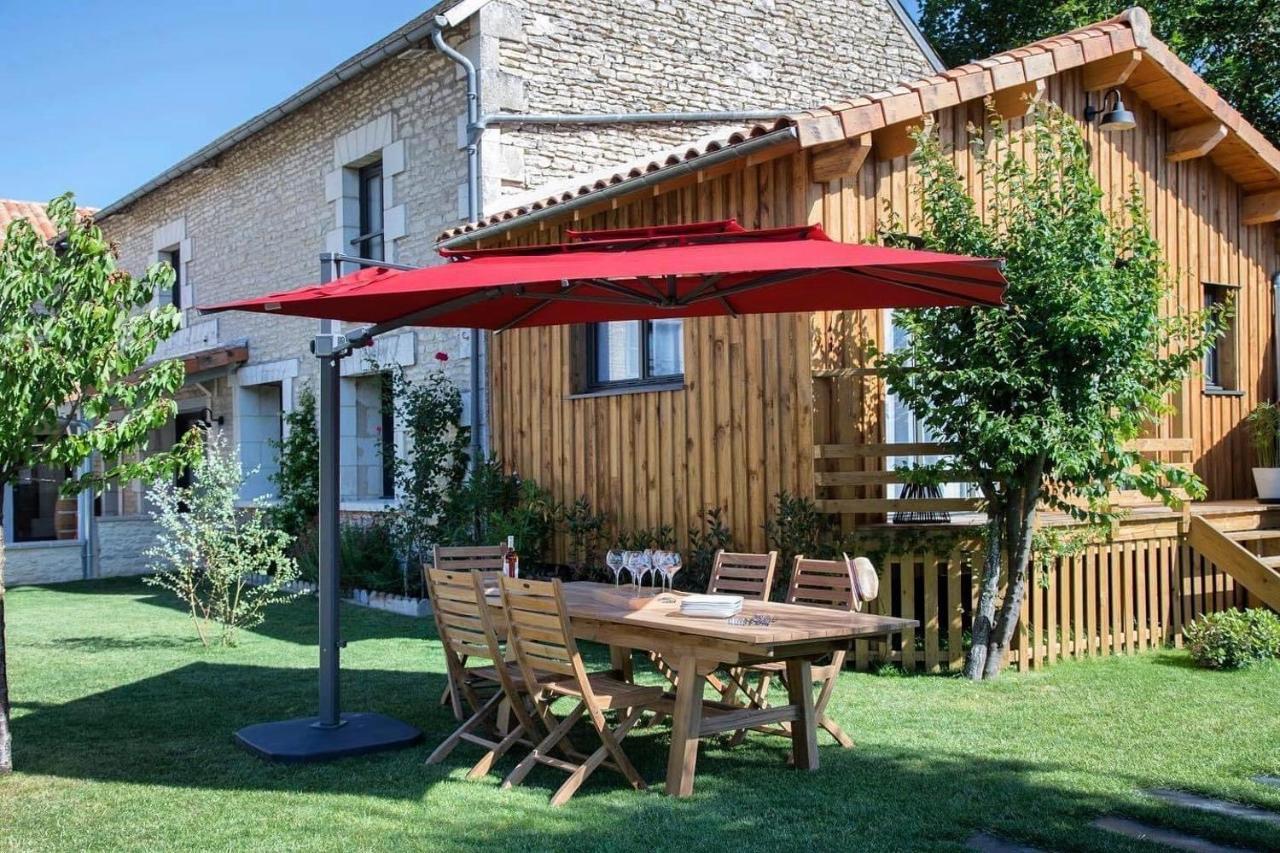 Au Logis De Bellefois - Chambres D'Hotes Neuville-de-Poitou Luaran gambar