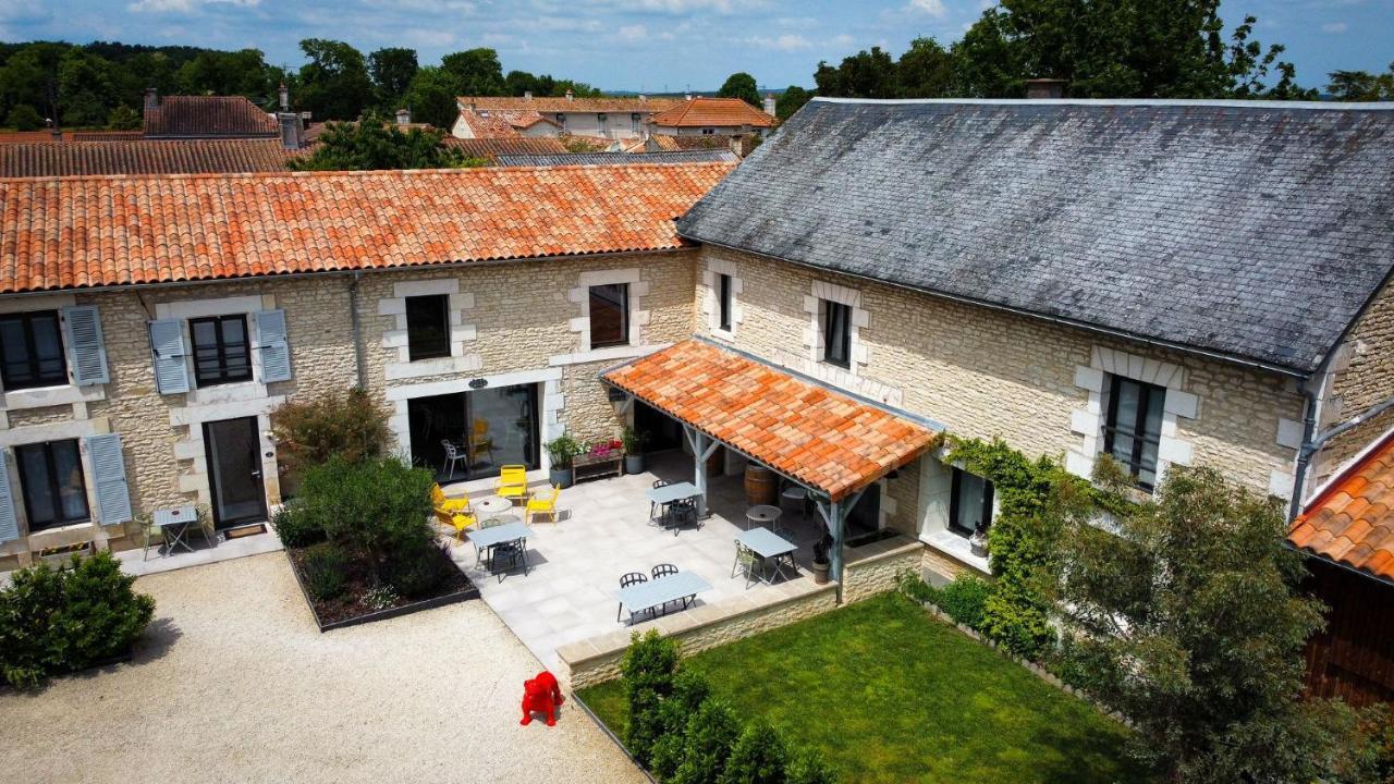 Au Logis De Bellefois - Chambres D'Hotes Neuville-de-Poitou Luaran gambar